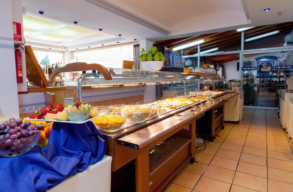 Ses Eufabietes Apartments & Restaurant 米乔尔海滩 外观 照片