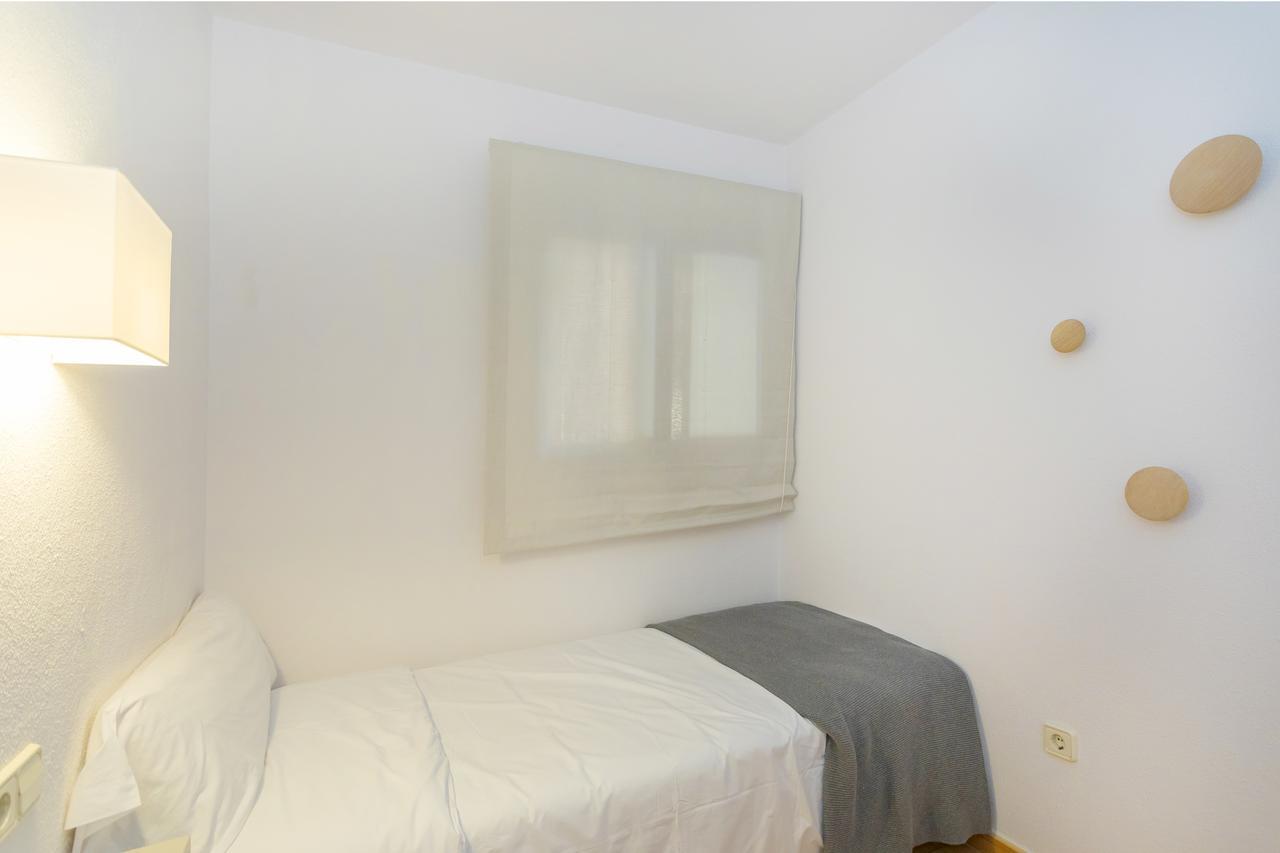 Ses Eufabietes Apartments & Restaurant 米乔尔海滩 外观 照片