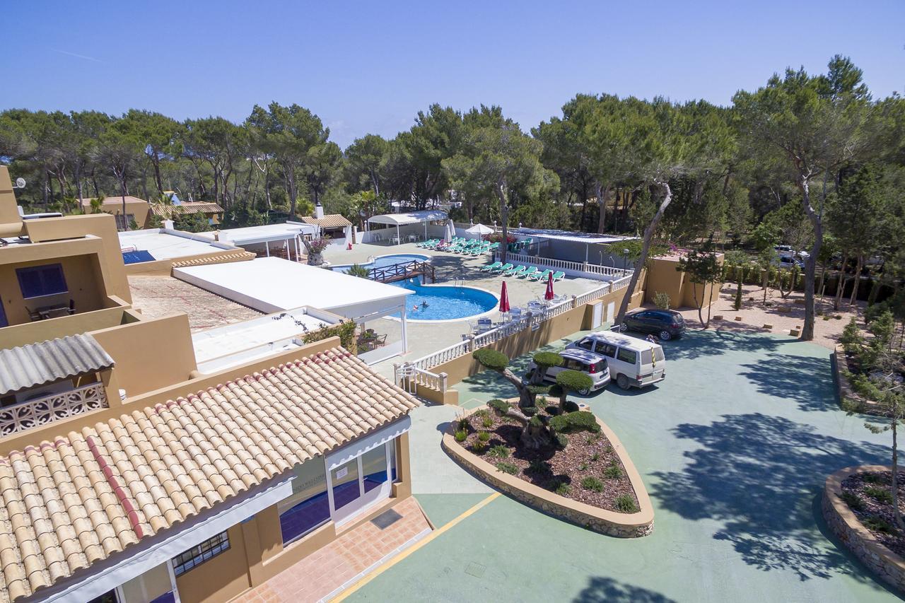 Ses Eufabietes Apartments & Restaurant 米乔尔海滩 外观 照片